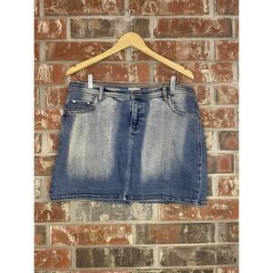 VTG No Boundaries Denim Distressed Mini Skirt Size 13 Stretch Rhinestones Y2K